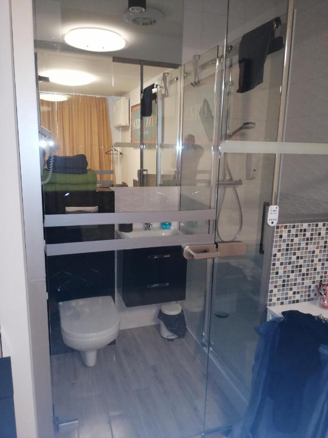 Apartamenty Galeria Polnocna Warschau Exterior foto